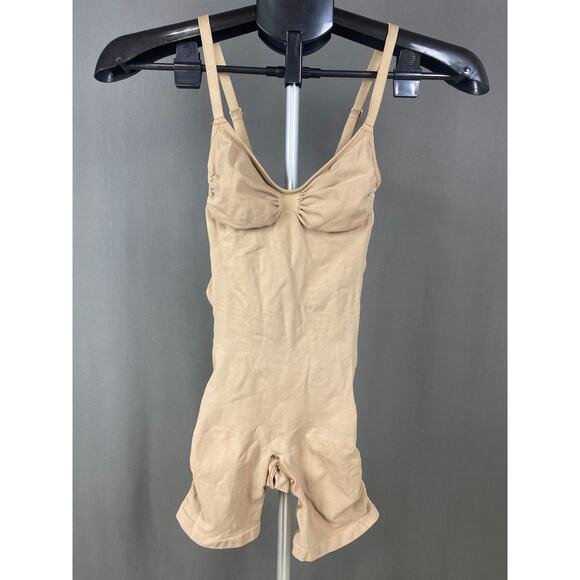 SKIMS Sculpting Bodysuit Mid-Thigh Shapewear Beige Size M - Picture 2 of 4